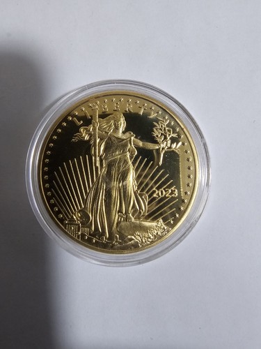 Gold eagle nachbildung mit - eagle,